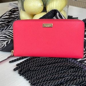 Kate Spade wallet, never used.